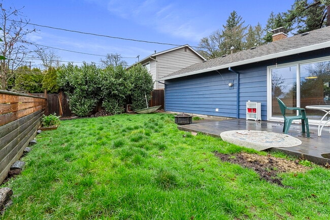 Building Photo - 11400 SW Terra Linda St