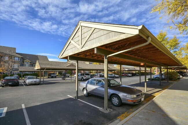 Building Photo - 204 Illinois Dr