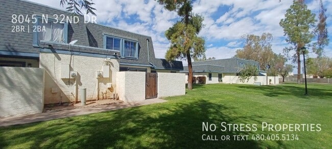 Building Photo - 2 Bed Town Home at 35th Ave and Northern!
