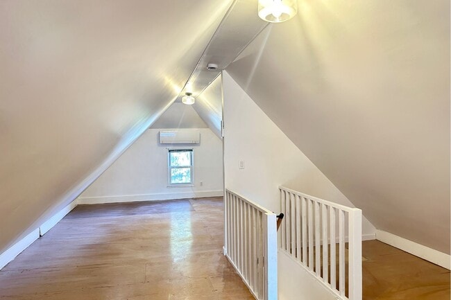 Building Photo - 71-51 Kessel St