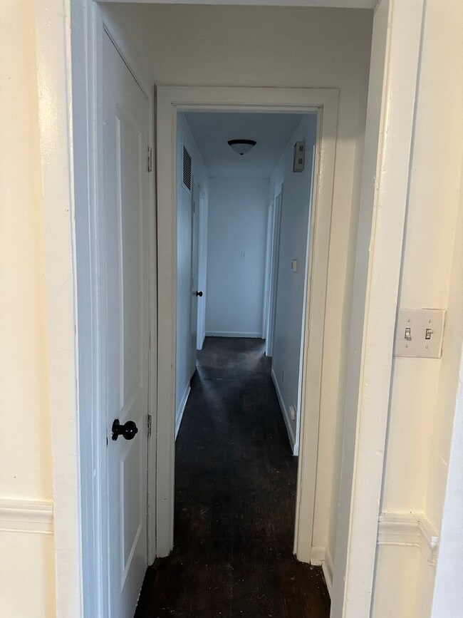 Building Photo - 3203 Old Forest Rd