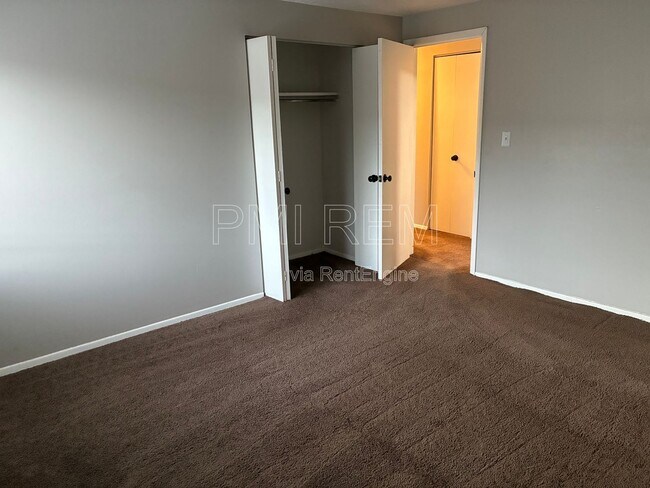 Building Photo - 14221 Triskett Rd