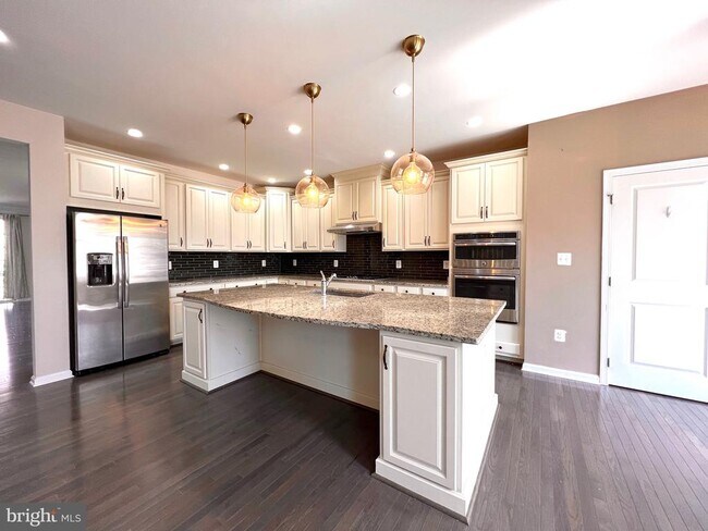 Building Photo - 23480 Logans Ridge Terrace