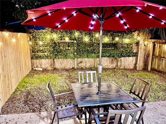 Building Photo - 3308 SW 26 Way