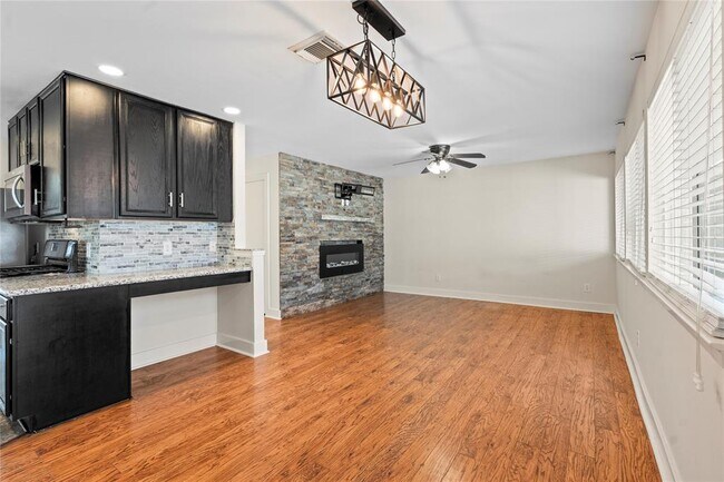 Building Photo - 20729 Patriot Park Ln