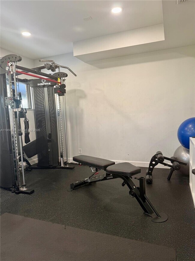 Building Photo - 1953 SW 15th St