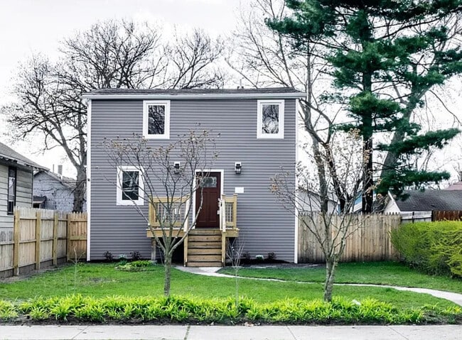 Primary Photo - 6136 Harrison Ave