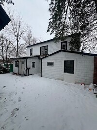 Building Photo - 1112 E Colvin St