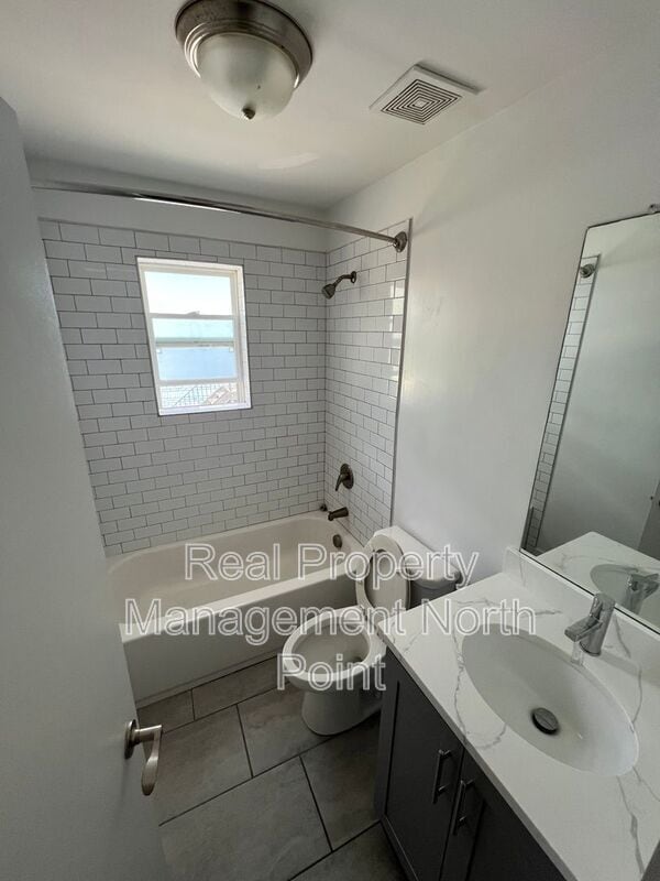 Building Photo - 1145 Lucile Ave SW