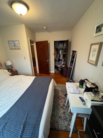 Building Photo - 63 Selkirk Rd