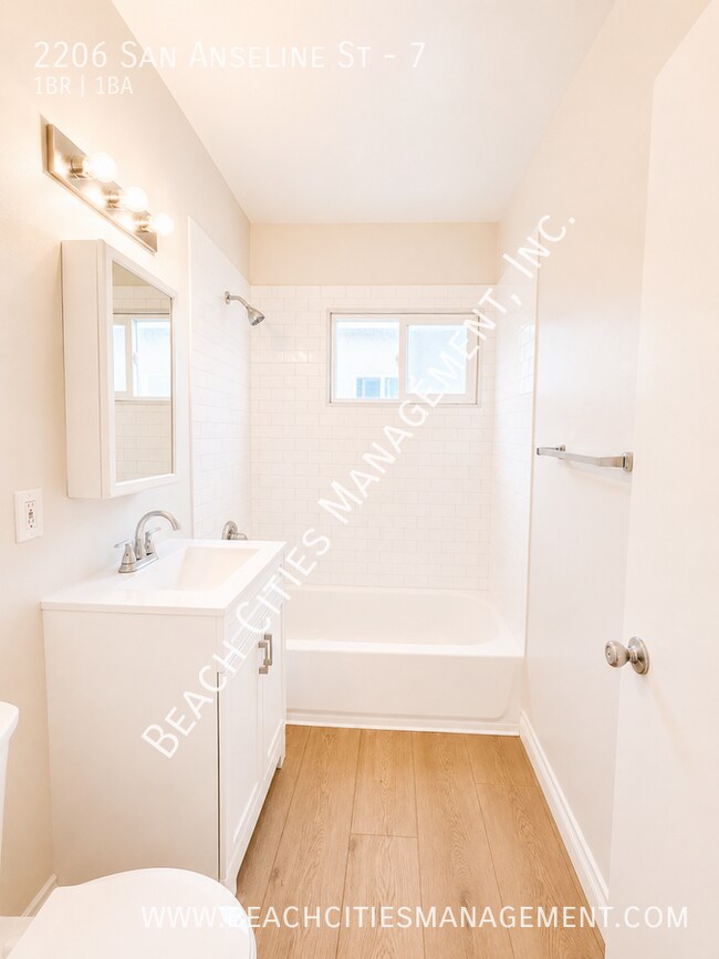 Building Photo - 2206 San Anseline Ave