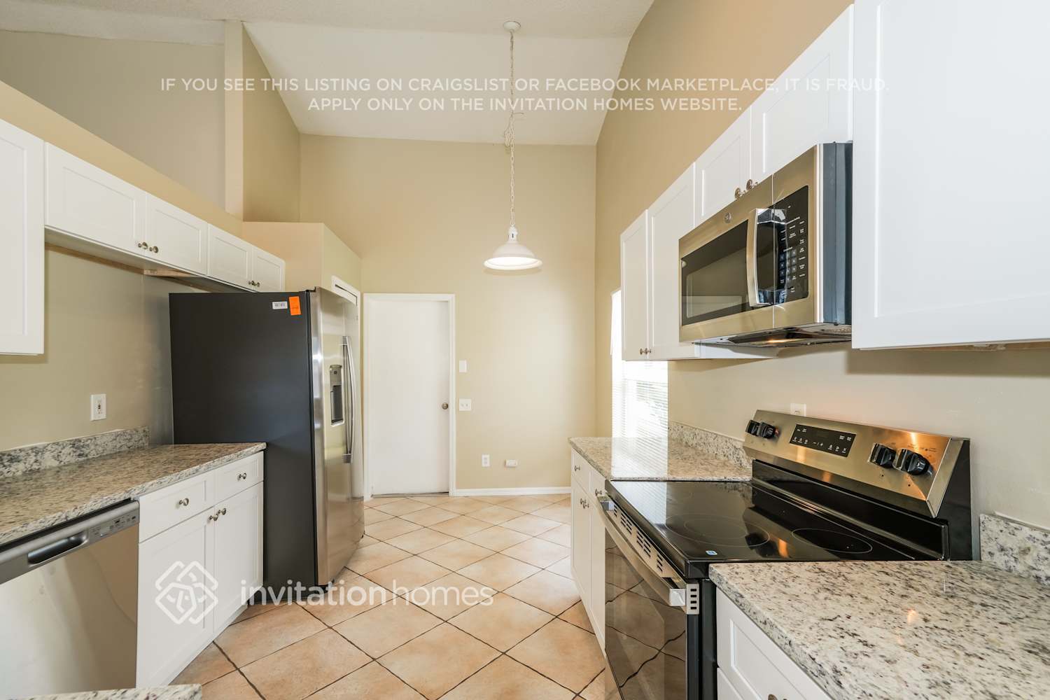 Building Photo - 12520 Dawn Vista Dr