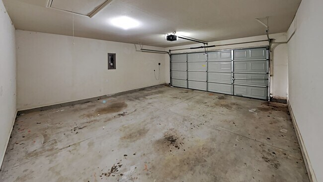 Building Photo - 3 Bedroom Home in Edmond