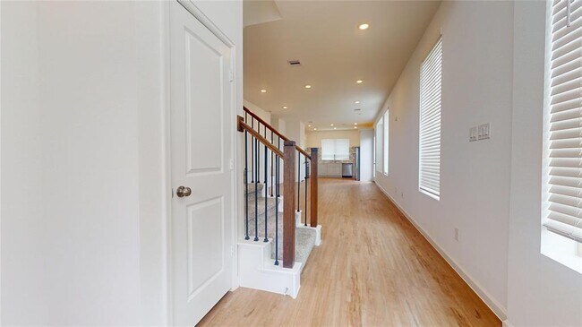 Building Photo - 27015 Coco Flower Ln