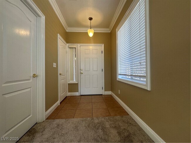 Building Photo - 5023 Auburn Skyline St