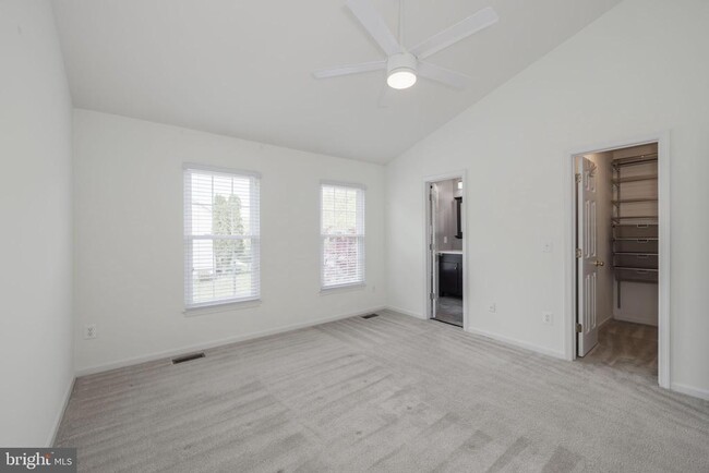 Building Photo - 5223 Dunstable Ln
