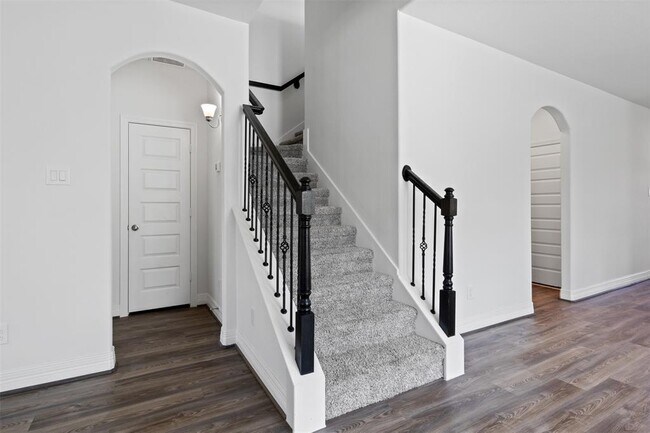 Building Photo - 3307 Avary River Ln