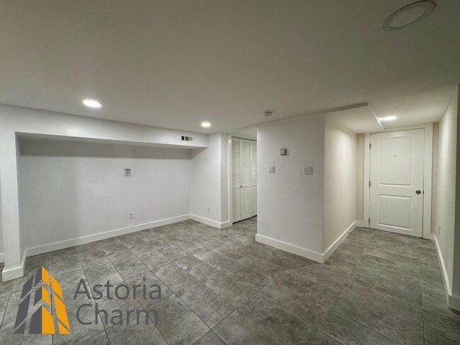 Building Photo - 1632 N Calvert St
