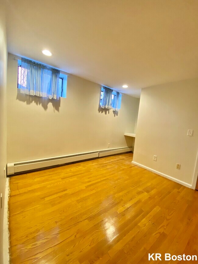 Building Photo - 437 Shawmut Ave