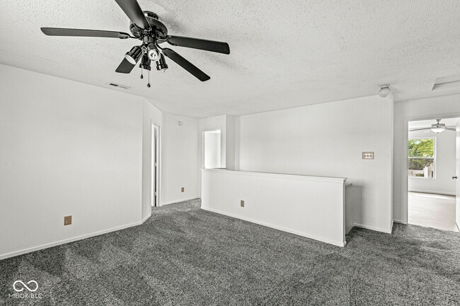 Building Photo - 7928 States Bend Dr