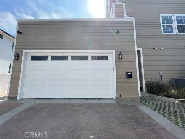 Building Photo - 239 Calle Miramar