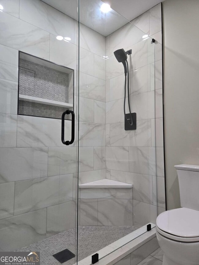 Building Photo - 3817 Captain Dr