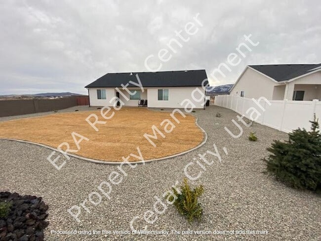 Building Photo - Move-In Discount!!! Newer Construction 3 bedroom- 2 bath Single Family Home