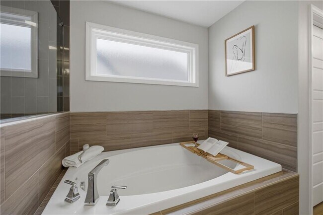 Building Photo - 2681 Oak Leaf Pl