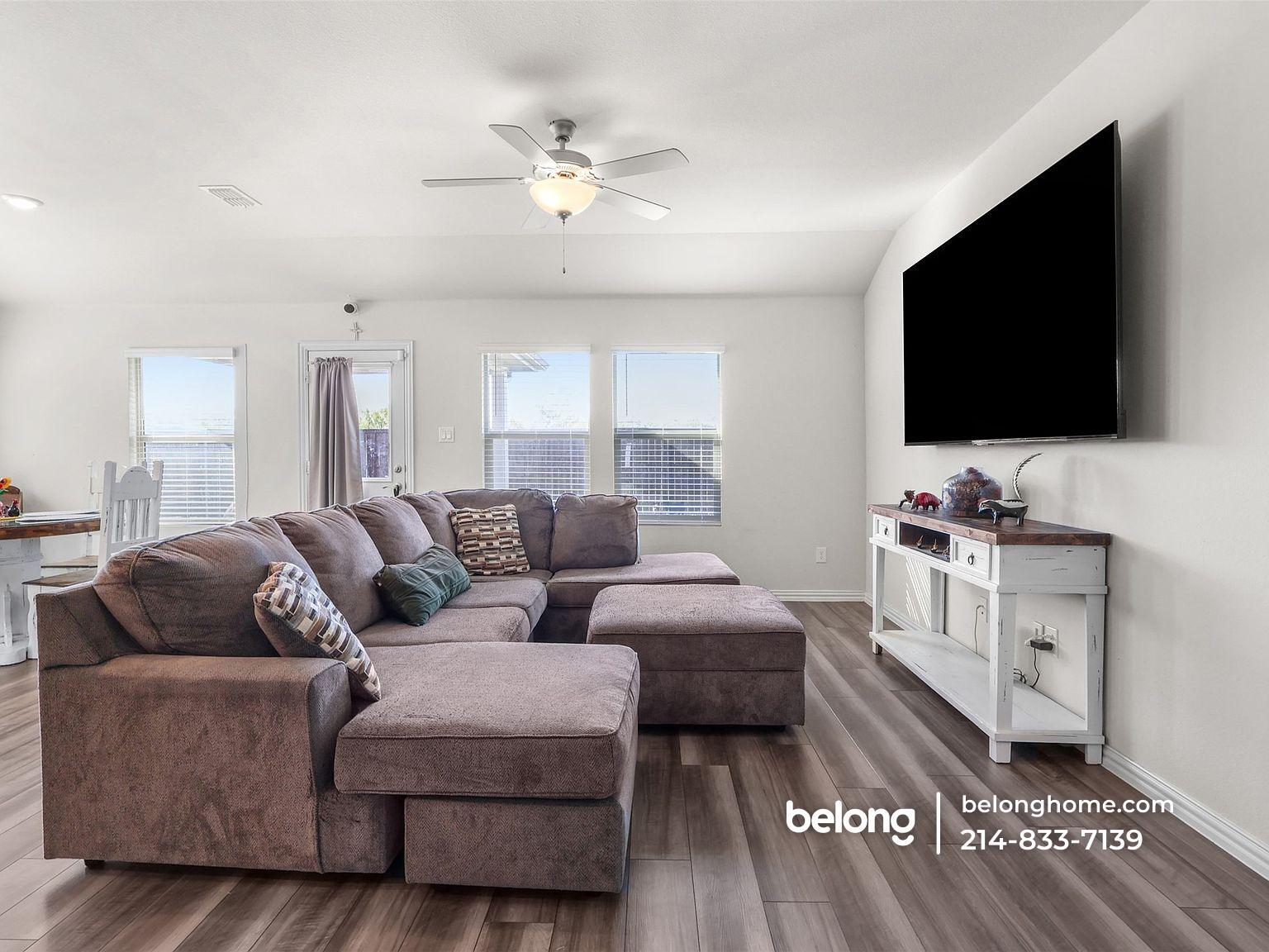 Building Photo - 3505 Kingsview Dr