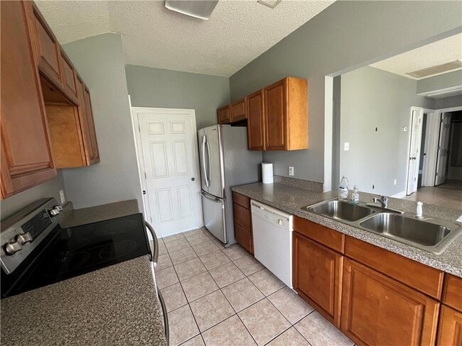 Building Photo - 5620 4th St