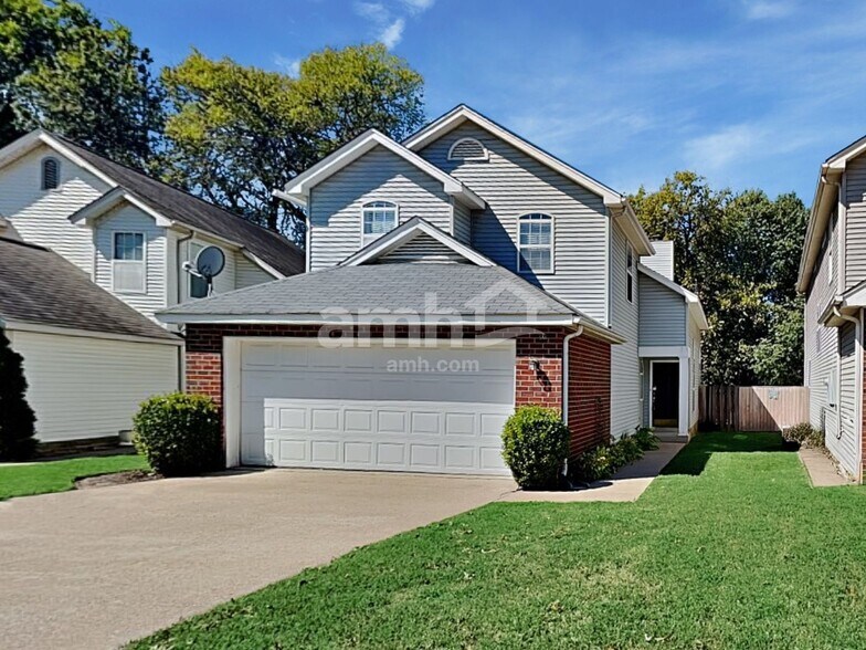 Primary Photo - 1212 Wembley Dr