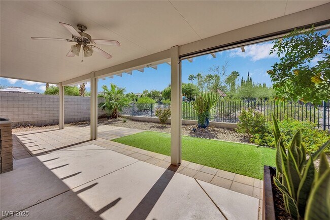 Building Photo - 3027 Panorama Ridge Dr