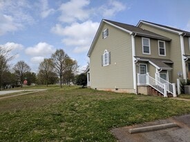 Building Photo - 202 Alde St