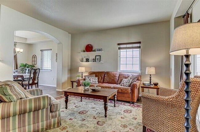 Building Photo - Back to school MOVE IN SPECIAL $250.00 OFF...