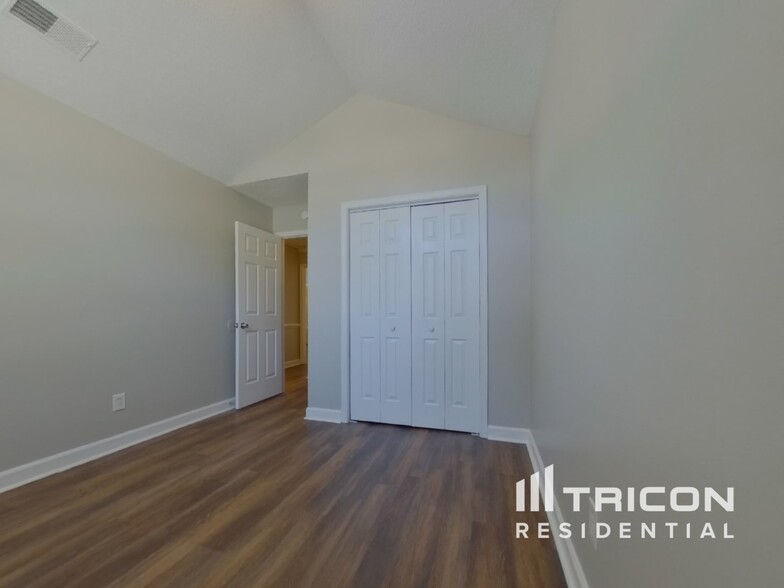 Building Photo - 202 Beaver Creek Dr