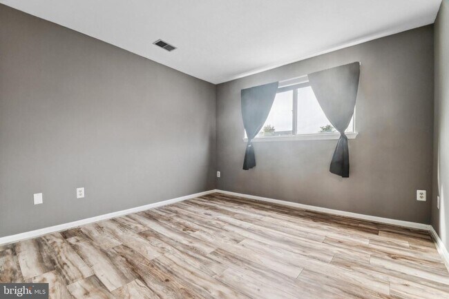 Building Photo - 14114 Lauren Ln