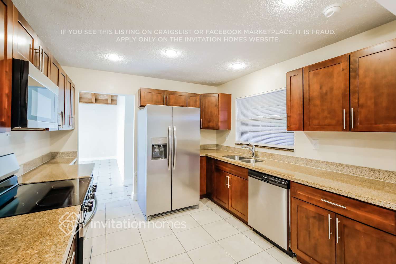 Building Photo - 9841 NW 31st Pl