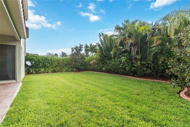 Building Photo - 10466 Siddington Dr