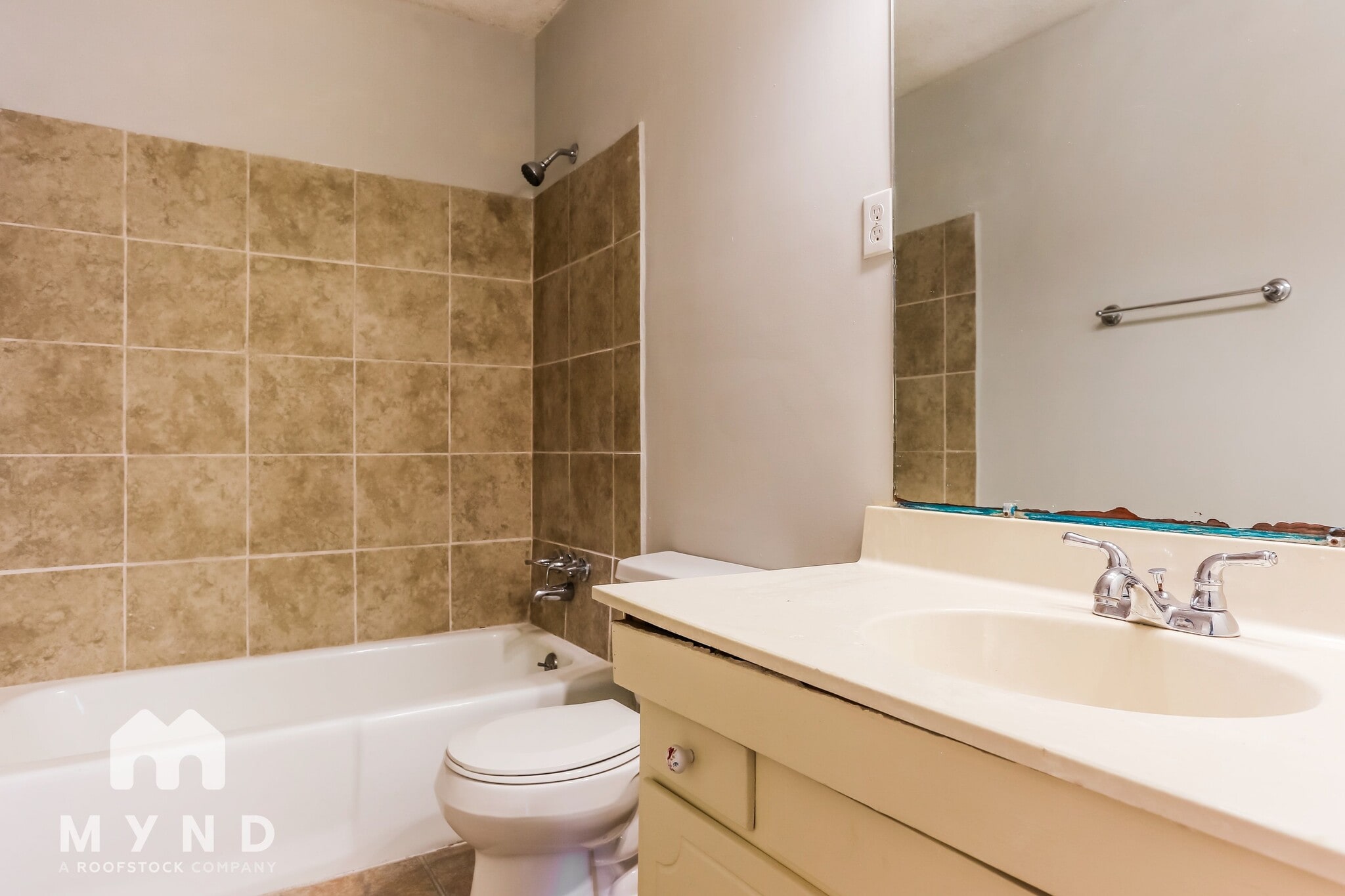 Building Photo - 1734 Coral Hills Dr