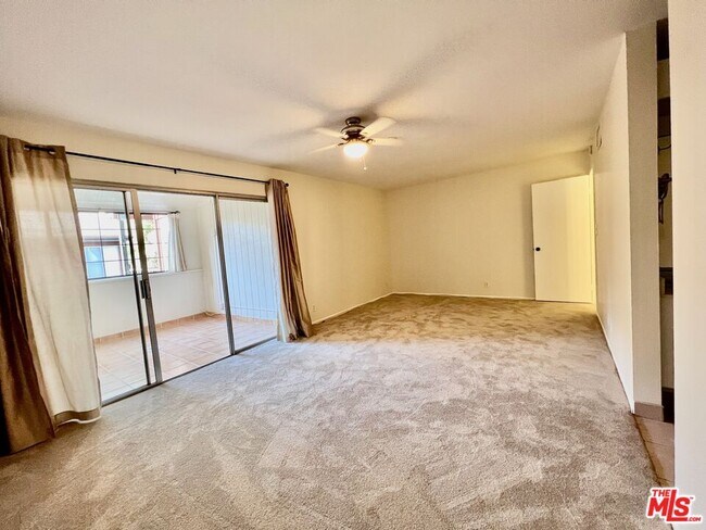 Building Photo - 4805 Maytime Ln