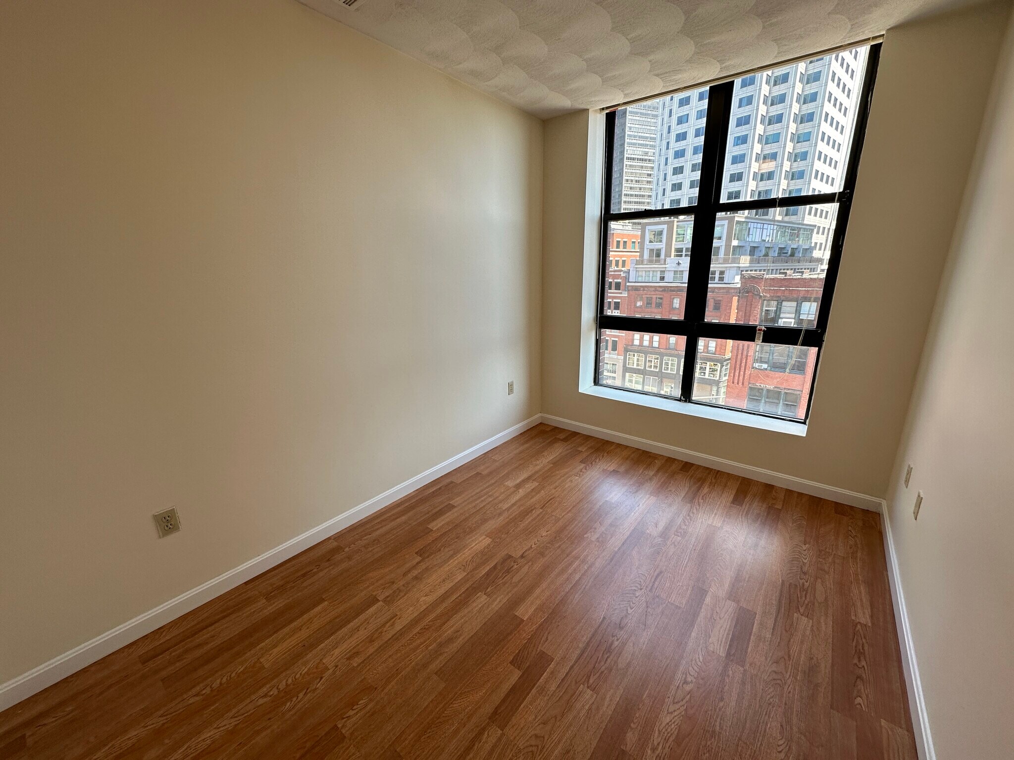 Building Photo - 68 Essex St