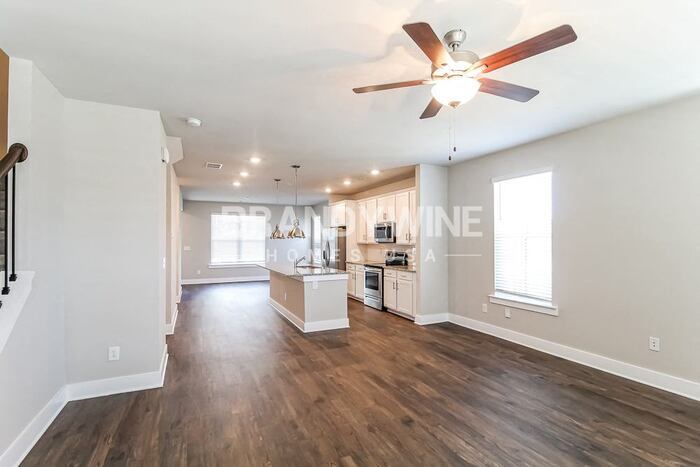 Building Photo - 747 Valtek Ct