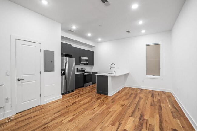 Building Photo - The Gotham Townhome