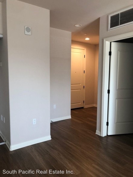 Building Photo - The Strohm Building