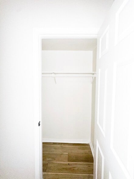 Building Photo - 2747 Armand Pl