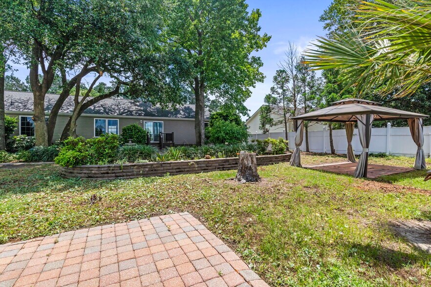 Building Photo - 257 Stone Throw Dr