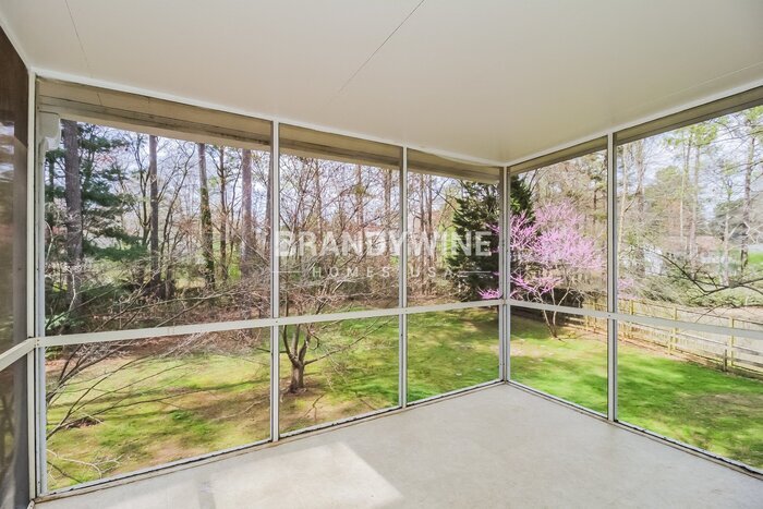 Building Photo - 1334 Colonial Trce NW