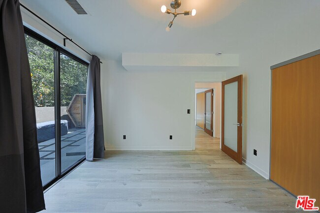 Building Photo - 2230 Glendale Blvd