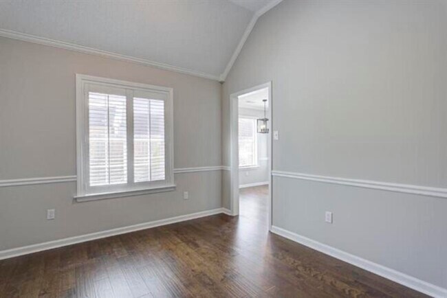 Building Photo - 6479 Stone Lake Dr