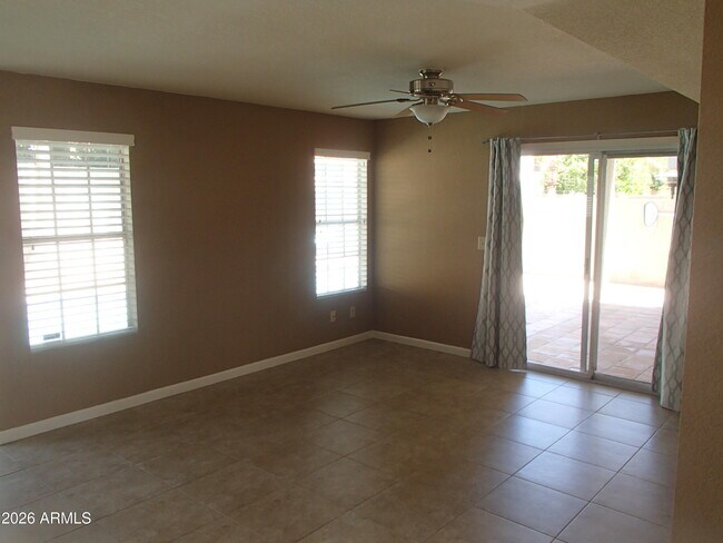Building Photo - 4230 E Brookwood Ct
